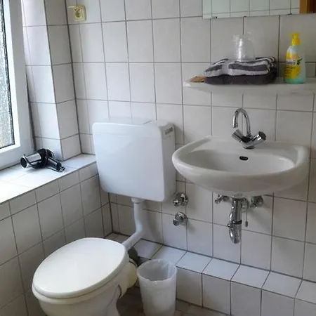 Hohenstein -radweg-messe-baldeneysee ベッド・アンド・ブレックファスト 3*