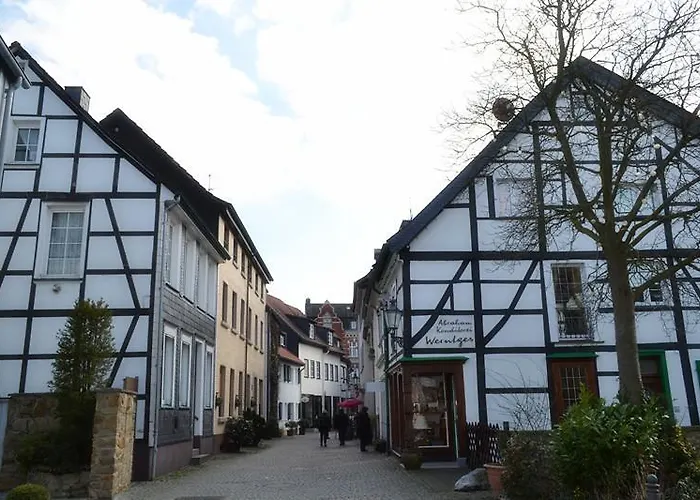 Hohenstein -radweg-messe-baldeneysee B&B 3*